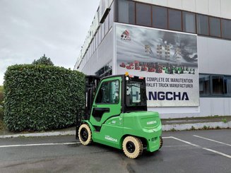 Four wheel front forklift Hangcha XC50i-500 (CPD50-XCXY2-SI)