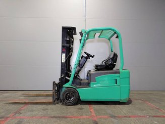 Three wheel front forklift Mitsubishi FB20NT