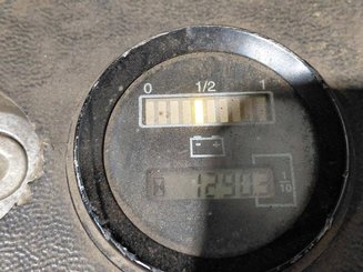 Pedestrian pallet stacker STILL EGV14