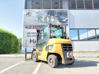 Four wheel front forklift Caterpillar DP40N - 3