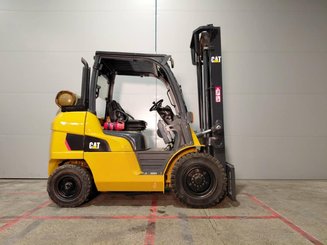 Four wheel front forklift Caterpillar GP40NTD