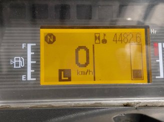 Four wheel front forklift Caterpillar GP40NTD