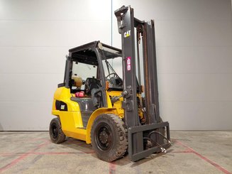 Four wheel front forklift Caterpillar GP40NTD