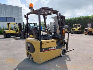 Three wheel front forklift Caterpillar EP16KT