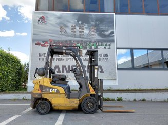 Four wheel front forklift Caterpillar GP18N