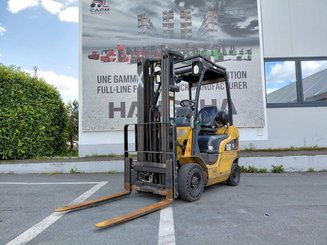 Four wheel front forklift Caterpillar GP18N
