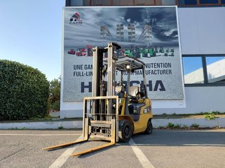 Four wheel front forklift Caterpillar GP18NTD