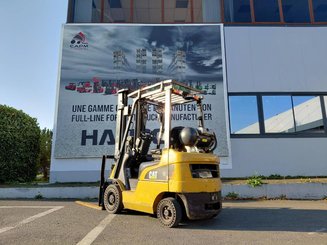 Four wheel front forklift Caterpillar GP18NTD