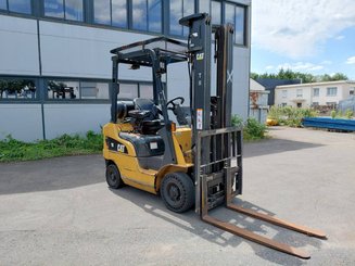 Four wheel front forklift Caterpillar GP18NTD
