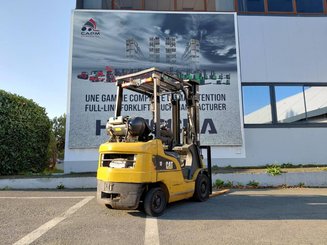 Four wheel front forklift Caterpillar GP18NTD