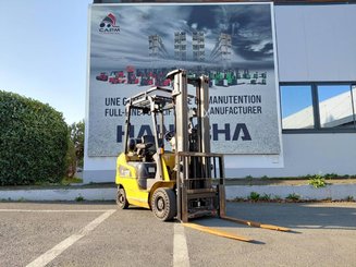 Four wheel front forklift Caterpillar GP18NTD