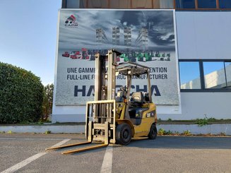 Four wheel front forklift Caterpillar GP18NTD