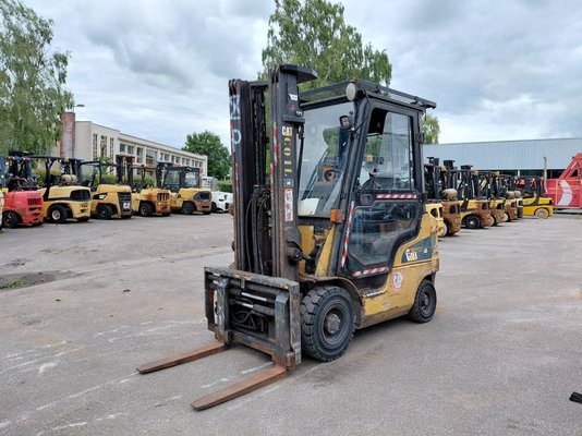 Four wheel front forklift Caterpillar GP18NTD - 1