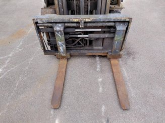 Four wheel front forklift Caterpillar GP18NTD