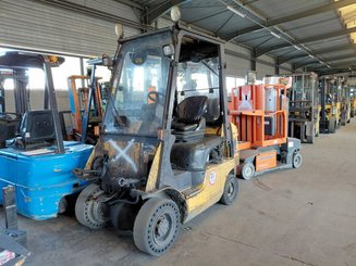 Four wheel front forklift Caterpillar GP18NTD