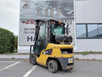 Four wheel front forklift Caterpillar GP25NTD
