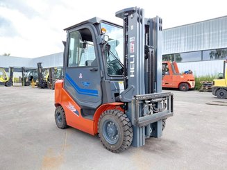 Four wheel front forklift Heli CPYD25
