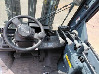 Four wheel front forklift Heli CPYD25