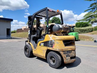 Four wheel front forklift Caterpillar GP30N