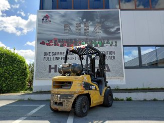 Four wheel front forklift Caterpillar GP30N