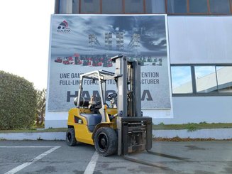 Four wheel front forklift Caterpillar GP30NTD
