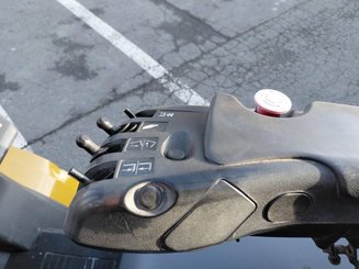 Four wheel front forklift Caterpillar GP30NTD