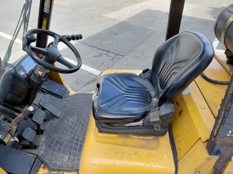 Four wheel front forklift Caterpillar GC40K