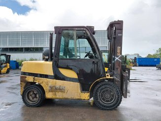 Four wheel front forklift Yale GLP55VX