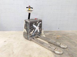 Pedestrian pallet truck Crown WP3020-2.0