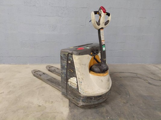 Pedestrian pallet truck Crown WP3020-2.0 - 1
