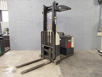 Order picker Crown MPC3040-12