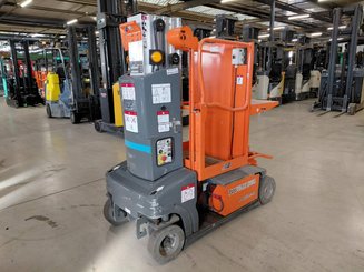 Vertical lift platform JLG TOUCAN DUO