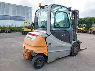 Four wheel front forklift STILL RX60-40