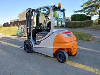 Four wheel front forklift STILL RX60-50