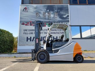 Four wheel front forklift STILL RX60-50