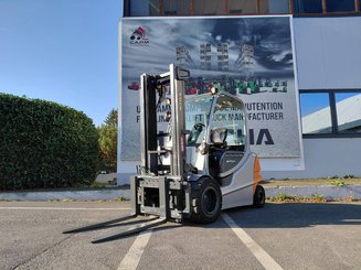 Four wheel front forklift STILL RX60-50