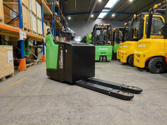 Stand-on pallet truck Hangcha CBD30-XT1S-SISU - 1