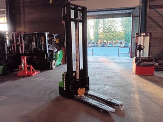 Pedestrian pallet stacker Hangcha CDD15-A2MC2-ISZ