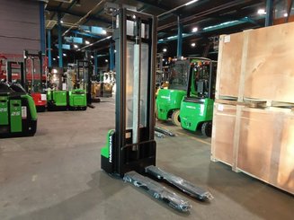 Pedestrian pallet stacker Hangcha CDD15-A2MC2-ISZ