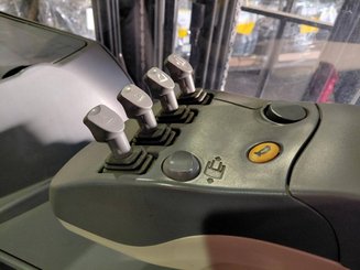 Reach truck Crown ESR5260-1.4