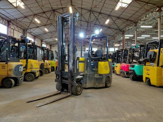 Articulated forklift Aisle Master 20SE - 1