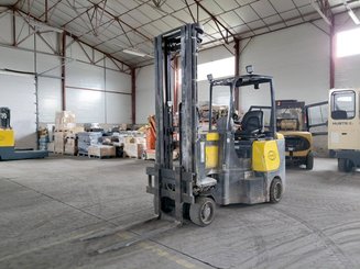 Articulated forklift Aisle Master 20SE
