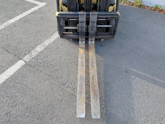 Three wheel front forklift Caterpillar EP18NT - 9