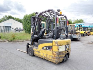 Three wheel front forklift Caterpillar EP18NT - 16