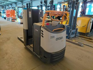 Order picker Crown GPC3045