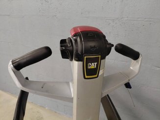 Stand-on pallet truck Caterpillar NPV20N2