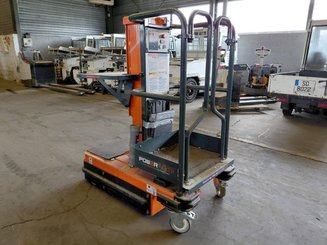Vertical lift platform JLG POWER PICKER