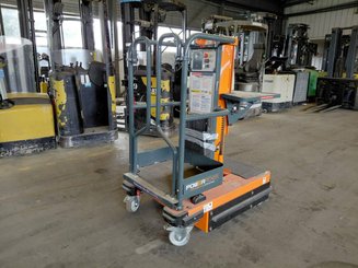 Vertical lift platform JLG POWER PICKER