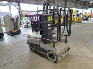 Vertical lift platform JLG 10MSP