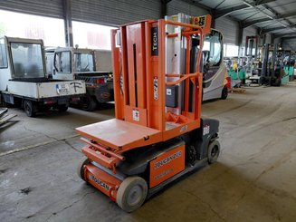 Vertical lift platform JLG TOUCAN DUO